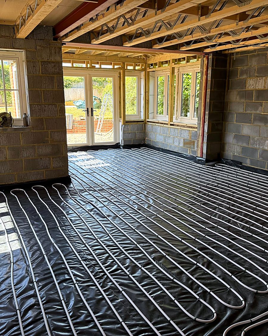Underfloor heating laid in a bright new extension by Test Valley Heating