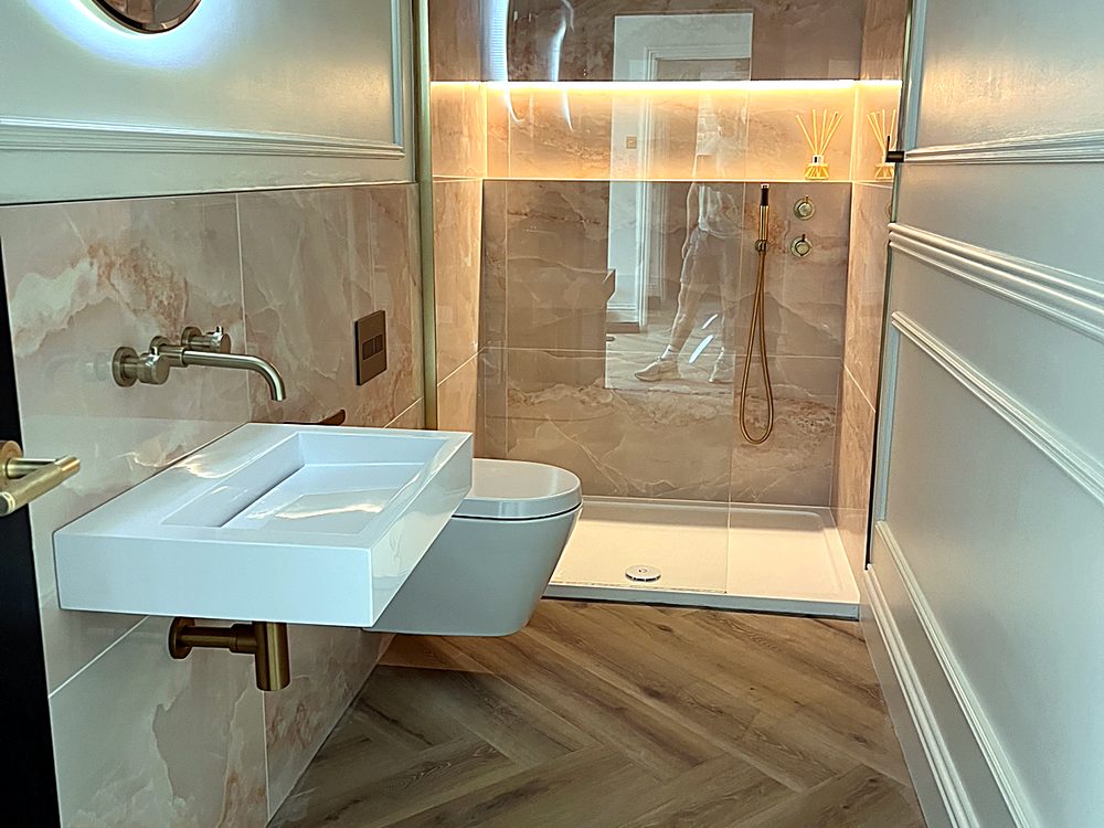 A finished cloakroom fitted by Test Valley Heating