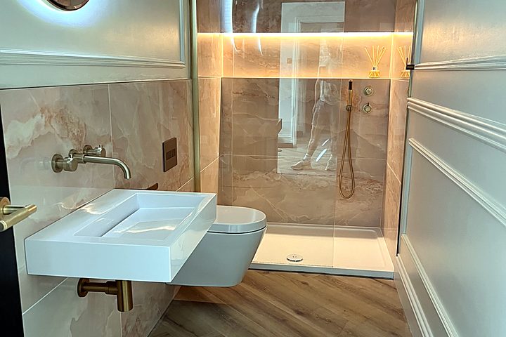 A finished bathroom fitted by Test Valley Heating